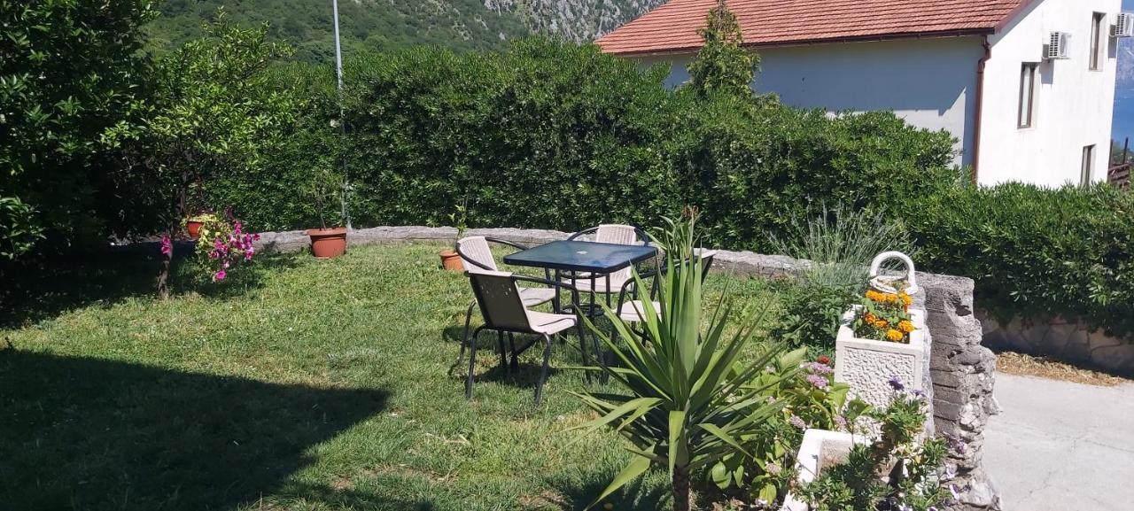 Apartments Gogo Kotor Exterior photo