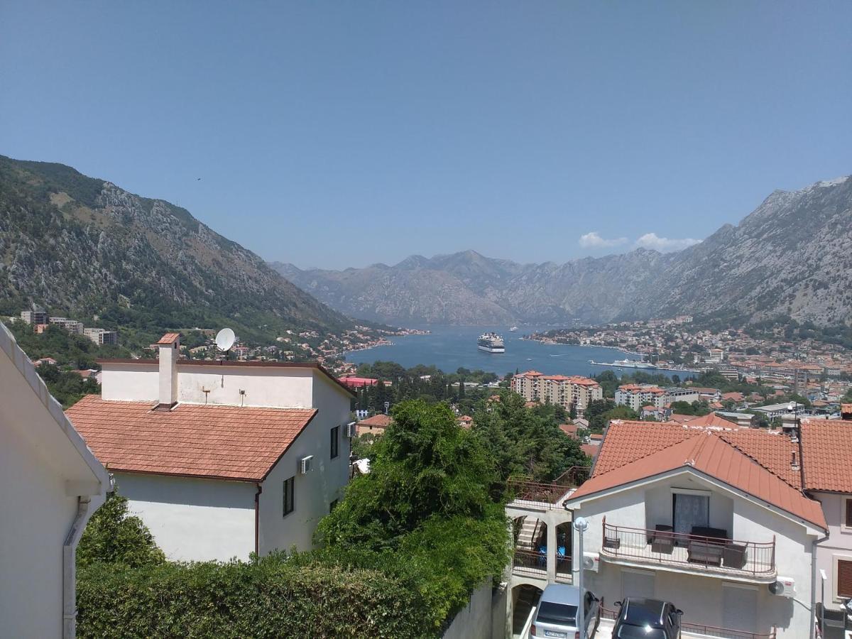 Apartments Gogo Kotor Exterior photo