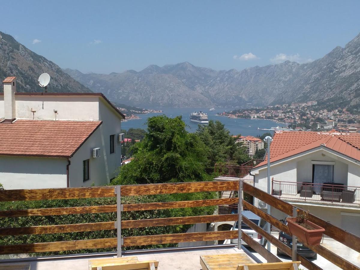 Apartments Gogo Kotor Exterior photo